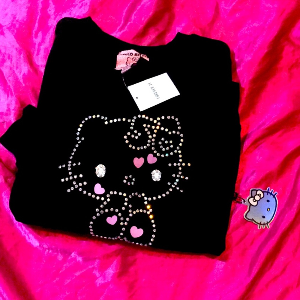 Hello Kitty 50 Anniversary Crewneck ✨💕
